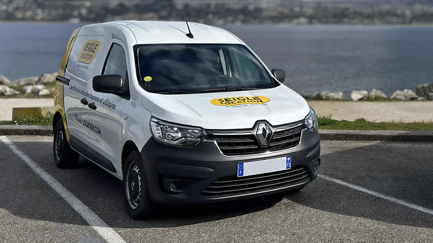 Location Kangoo 3m3 utilitaire Chambery